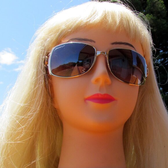 SUNGLASSES, ELEMENT 8, BROWN w GOLD METAL EDGES, UV 400 WOMEN, UNISEX w NOSEPADS - Picture 1 of 10